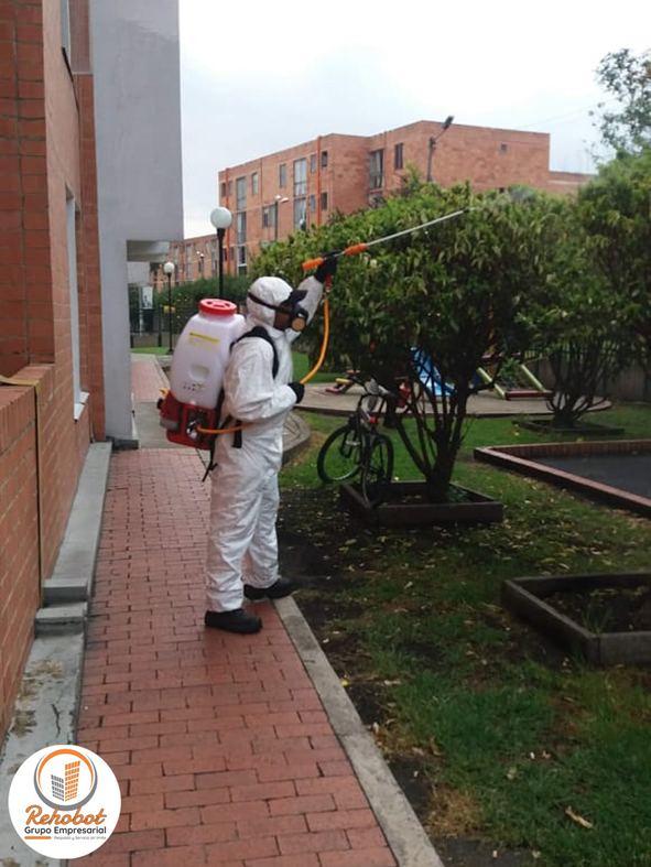Fumigación de zonas verdes